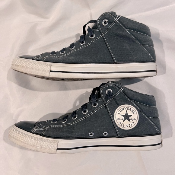 Converse Chuck Taylor All Stars - Picture 1 of 8